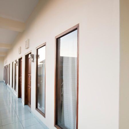 فندق دنباسارفي  Pondok Taman 828 المظهر الخارجي الصورة